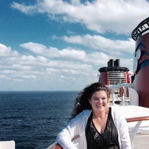 Meet your Posher, Madison